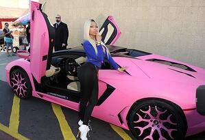 pink lambo2