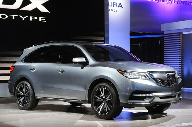 Refreshed Acura MDX at the New York Auto Show 2013