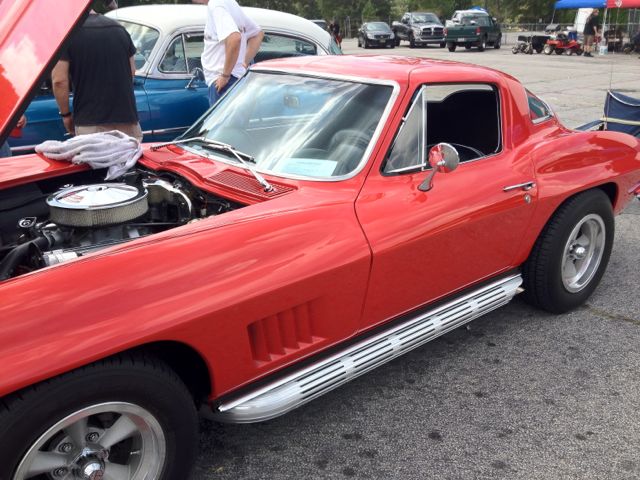 Antique Corvette at Drive Invasion 1