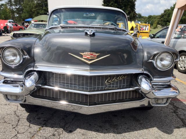 Cadillac Coupe Deville