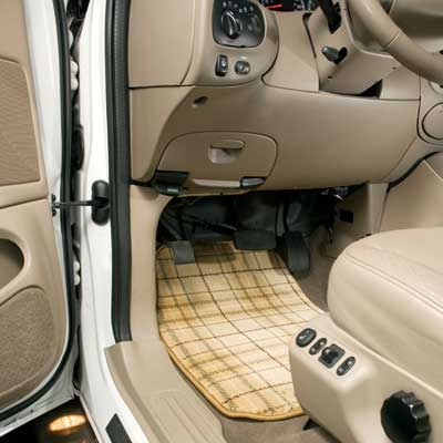 GG Bailey Car Couture custom car floor mat in Beige Plaid