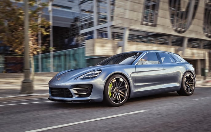 Porsche-Panamera-Sport-Turismo-Concept-front-three-quarters-in-motion-3.jpg